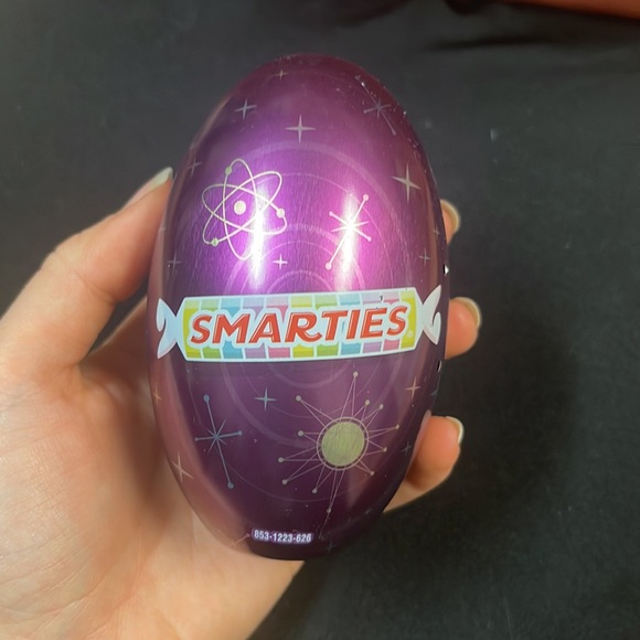 Smarties Tin Container - Picture 2 of 10